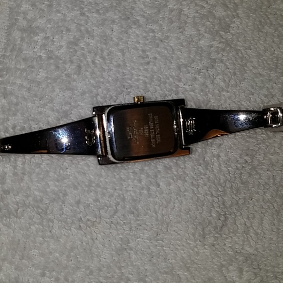 Watch - Picture 2 of 4